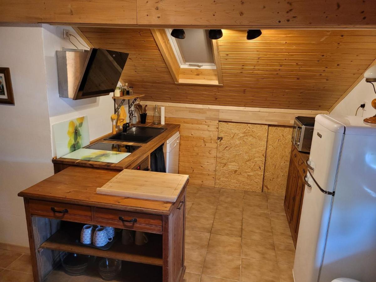 Ferienwohnung Trina Бендорф Екстериор снимка