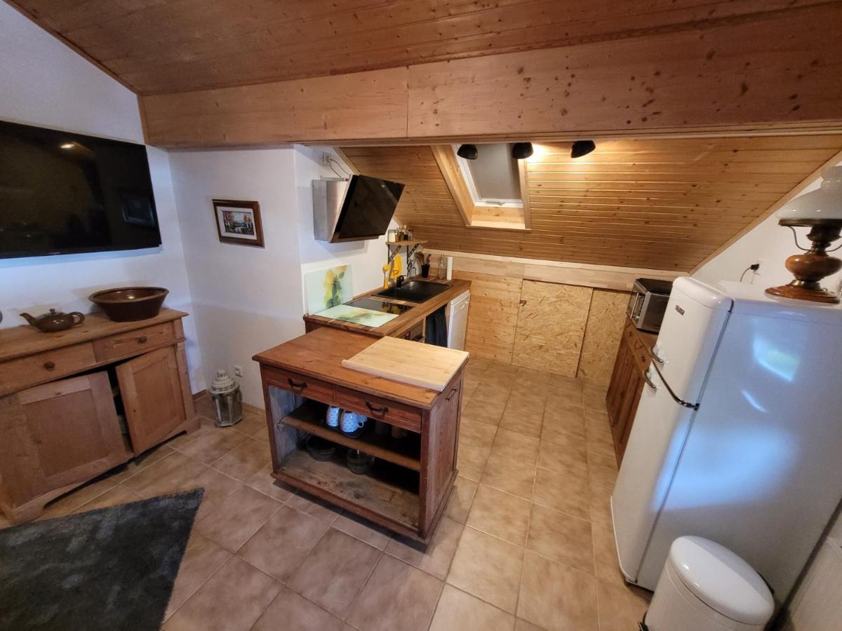Ferienwohnung Trina Бендорф Екстериор снимка